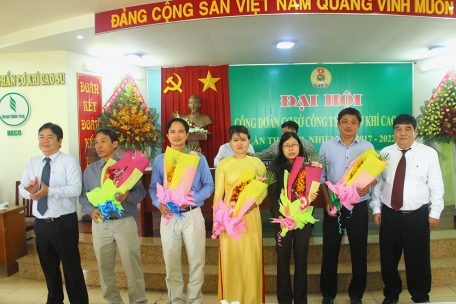 Công đoàn Cơ khí Cao su chăm lo tốt đời sống CNLĐ